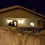 Spacious House In Tromso, Perfect For Groups Of Families, Tourists Or Workers Tromsø