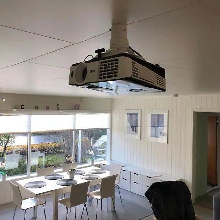 Spacious House In Tromso, Perfect For Groups Of Families, Tourists Or Workers