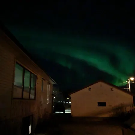 Spacious House In Tromso, Perfect For Groups Of Families, Tourists Or Workers Apartment Tromso