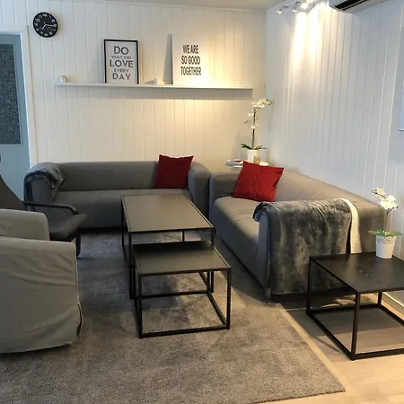 Spacious House In Tromso, Perfect For Groups Of Families, Tourists Or Workers * Tromso