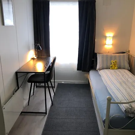 Spacious House In Tromso, Perfect For Groups Of Families, Tourists Or Workers Apartment *