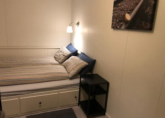 Apartamento Spacious House In Tromso, Perfect For Groups Of Families, Tourists Or Workers *