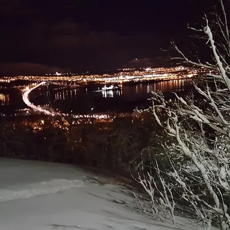 Spacious House In Tromso, Perfect For Groups Of Families, Tourists Or Workers Daire *