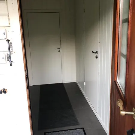 Spacious House In Tromso, Perfect For Groups Of Families, Tourists Or Workers Tromsø