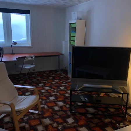 Daire Spacious House In Tromso, Perfect For Groups Of Families, Tourists Or Workers Tromsø